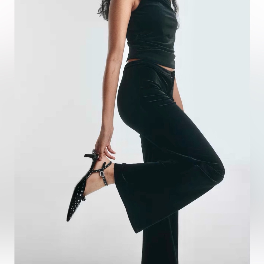 H&M NWT black velvet velour straight wide leg flare pants - Picture 2 of 7